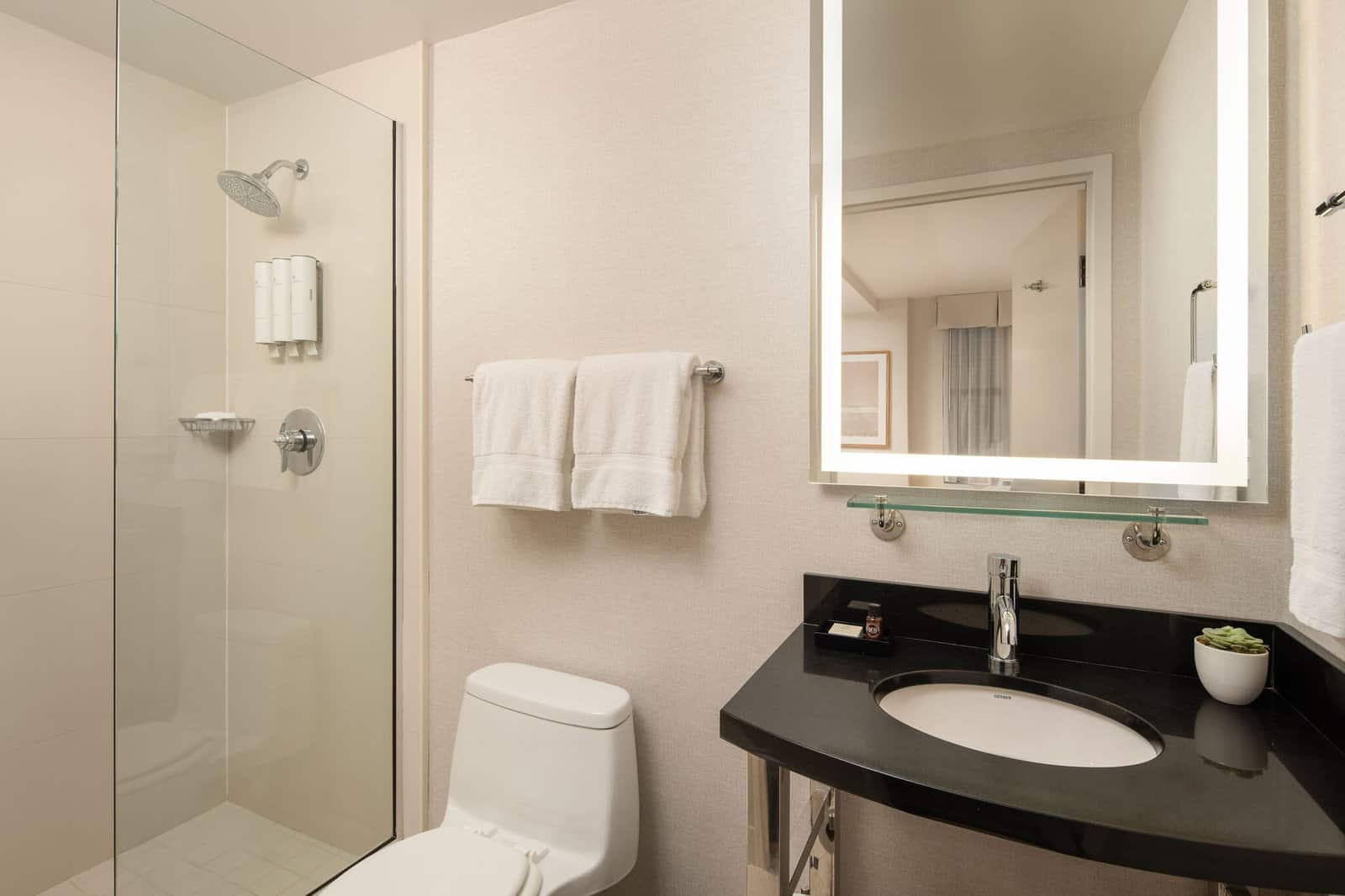 Aura Hotel – FF&E – Guestroom – Public Area (2)