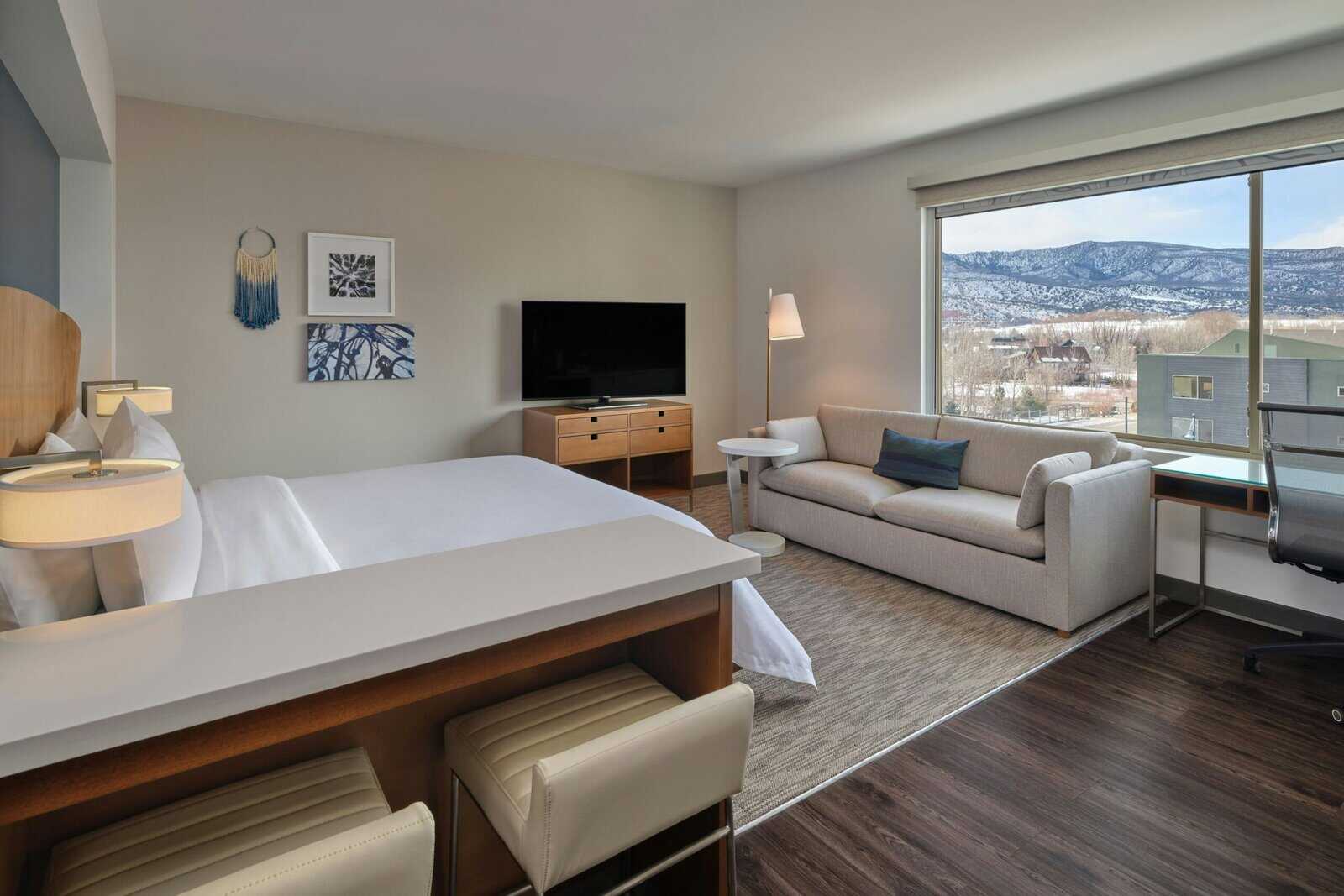 Element Basalt – Aspen – FF&E – Guestrooms (16)