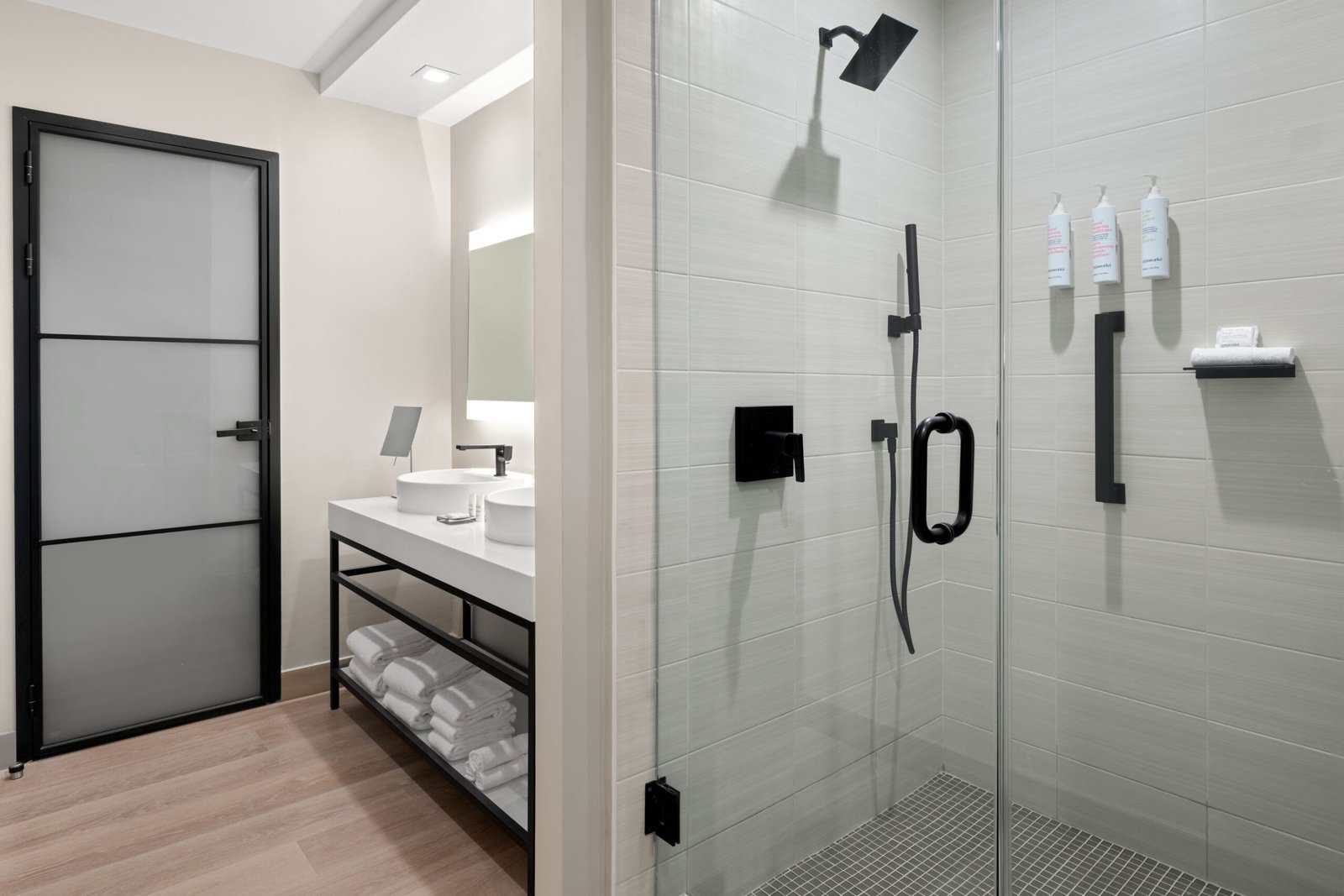 San Juan Marriott Stellaris – FF&E – Guestrooms (4)