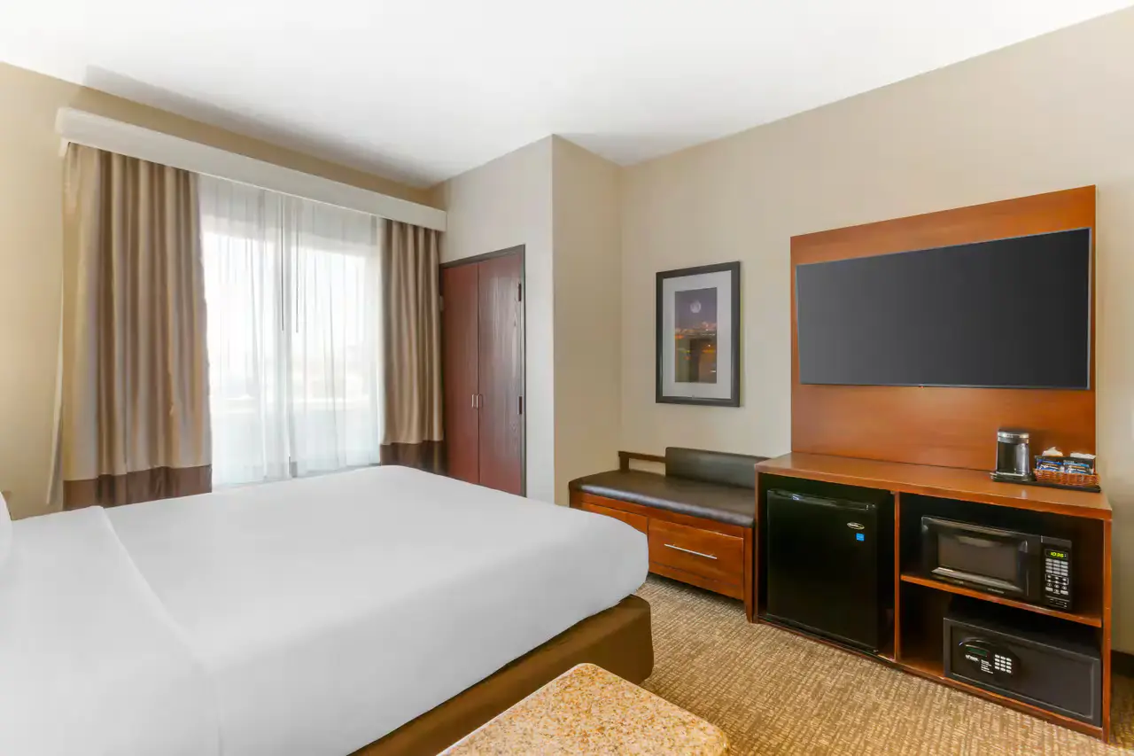 Comfort Suites Glendale State Farm Stadium Area guestroom featuring Safemark hospitality guest room security solutions and coordinated in-room amenity integration
