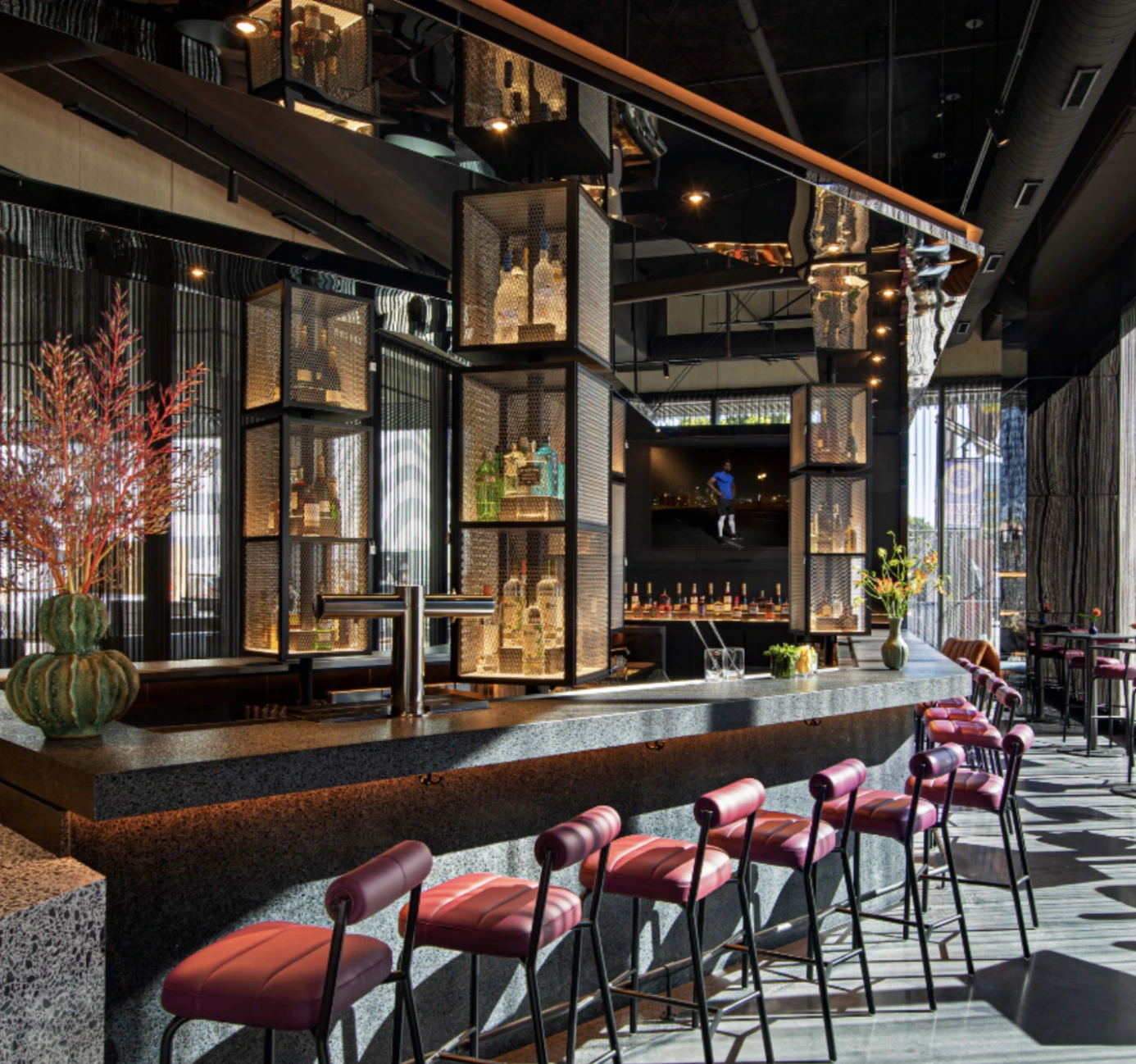 Hotel restaurant lounge featuring LG hospitality display solutions seamlessly integrated to support atmosphere, guest communication, and digital engagement