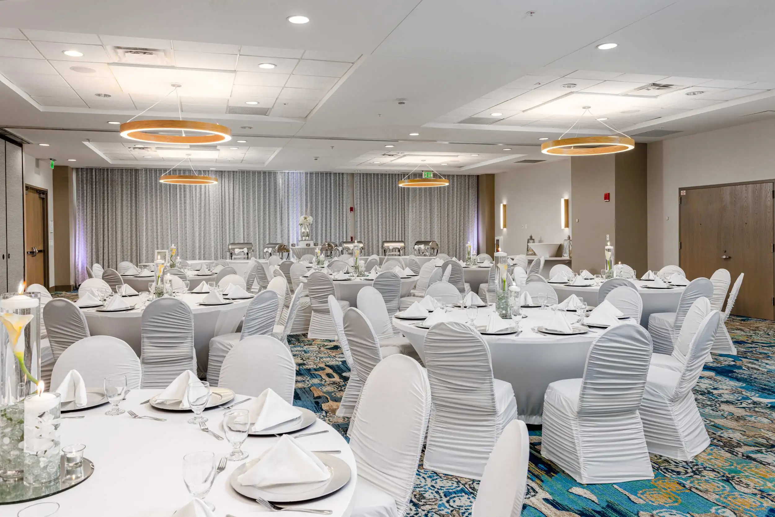 Completed Hotel Contessa guest suite showcasing the result of disciplined hospitality preliminary budgeting and coordinated FF&E procurement by Beyer Brown